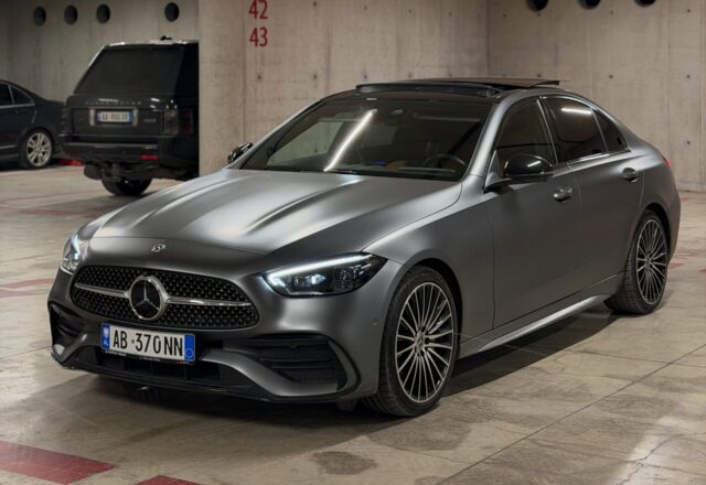 Mercedes-Benz C-Class C300 AMG Line – 2024